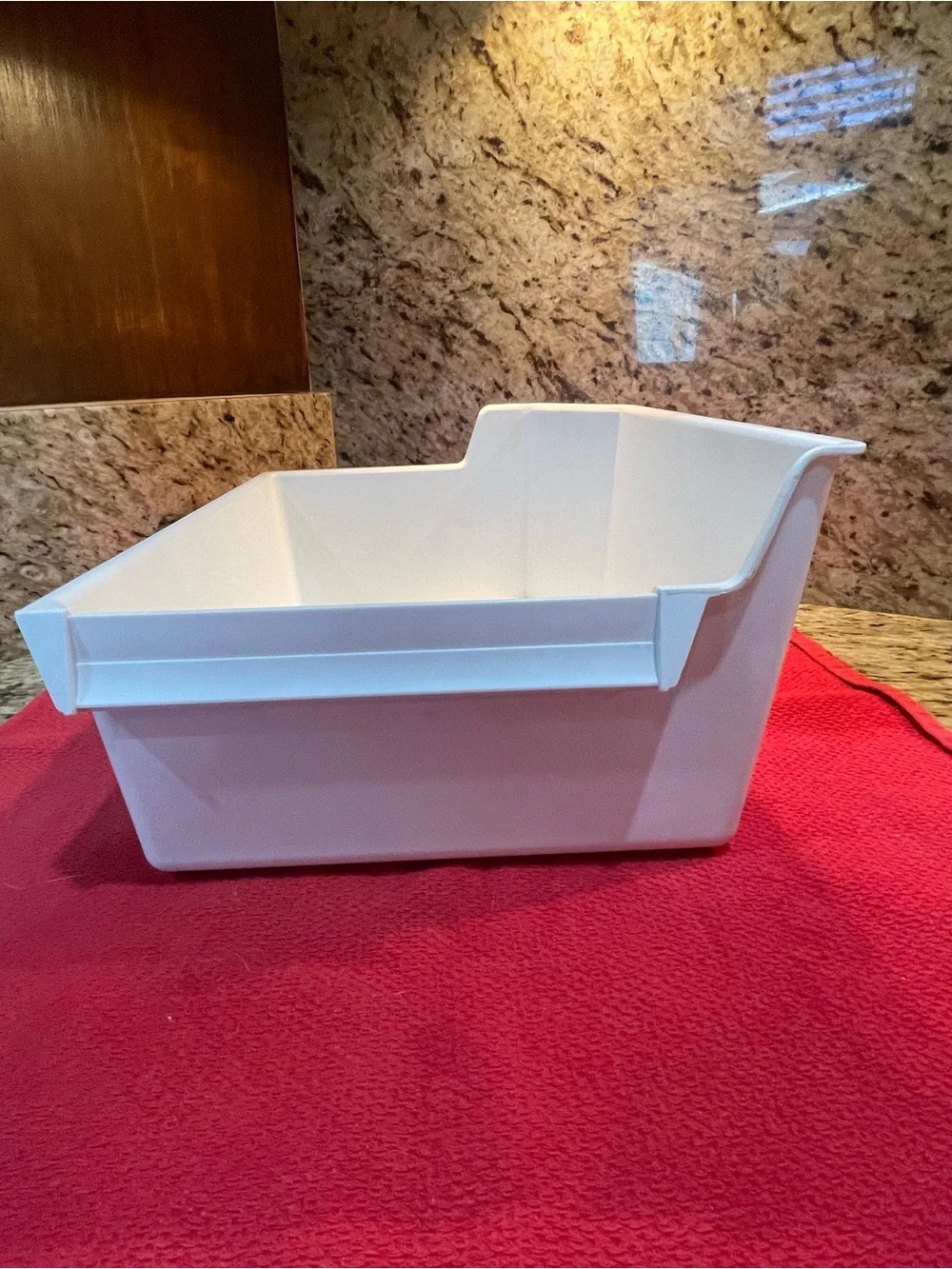 Refrigerator Whirlpool/Kenmore White Plastic ice Bin OEM part 2166261.